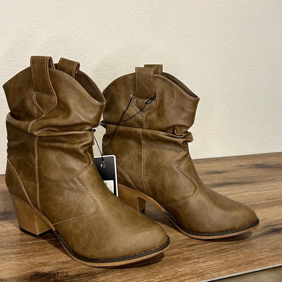 Charles Albert Boots - Picture 9 of 10
